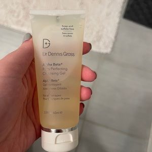 Dr Dennis Gross alpha beta face wash